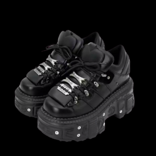 CHUNKY BLACK AND SILVER TRAINERS
