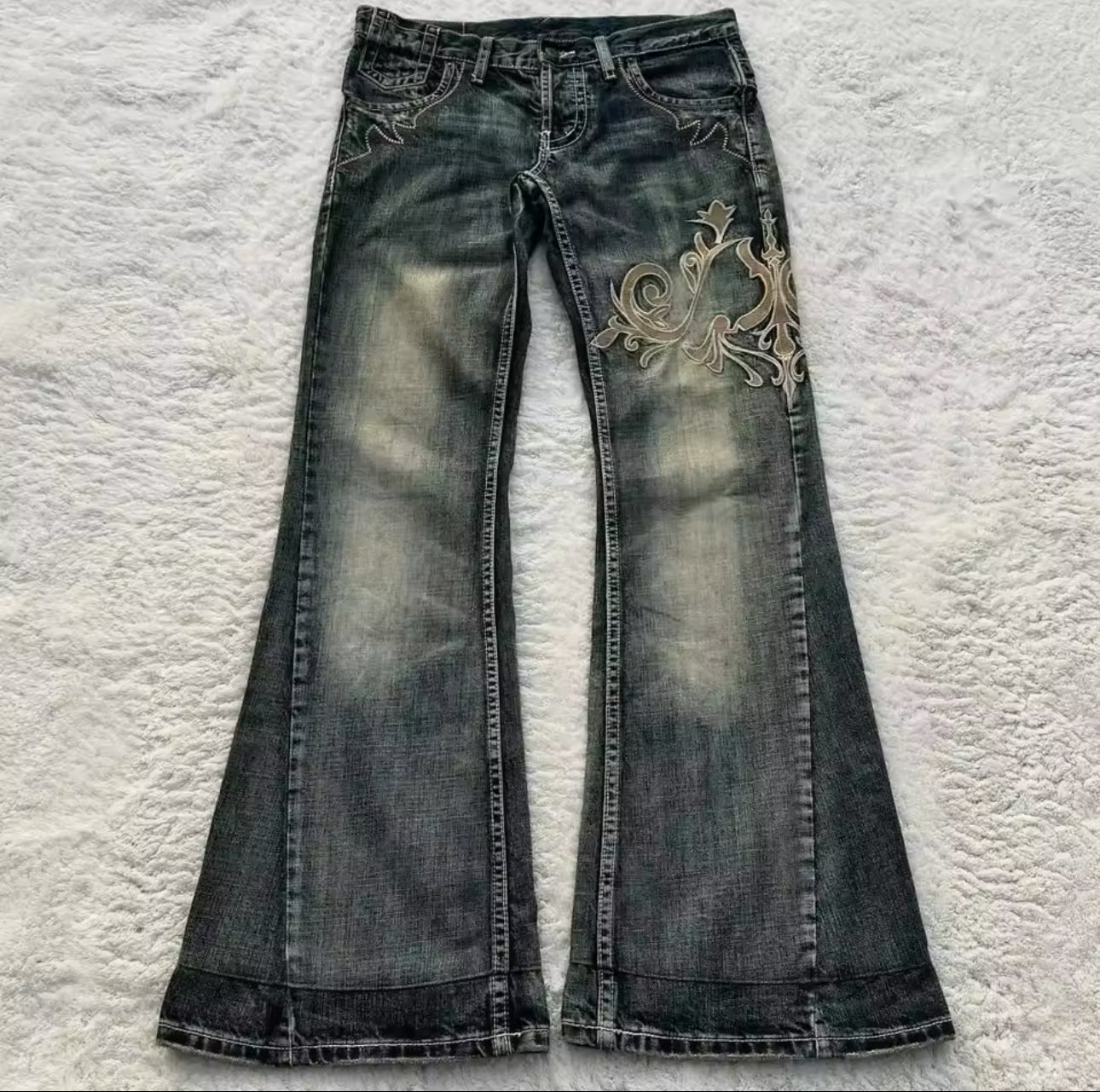 LAYERED FLORA JEANS