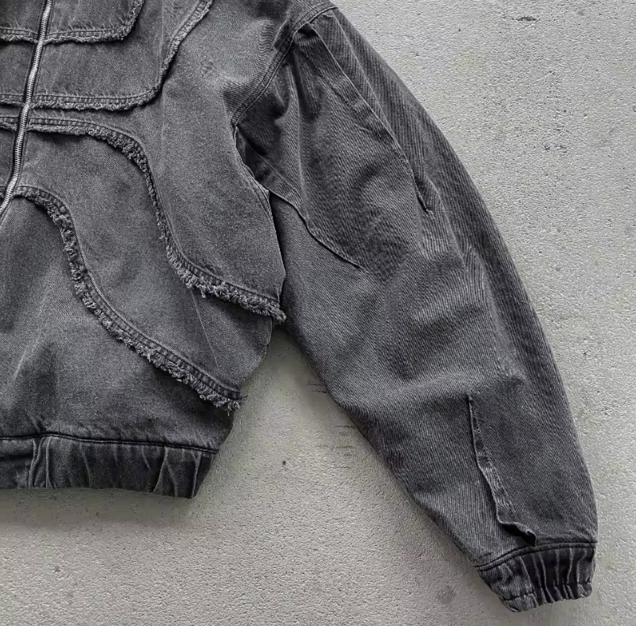 FRAYED DENIM ZIP UP JACKET