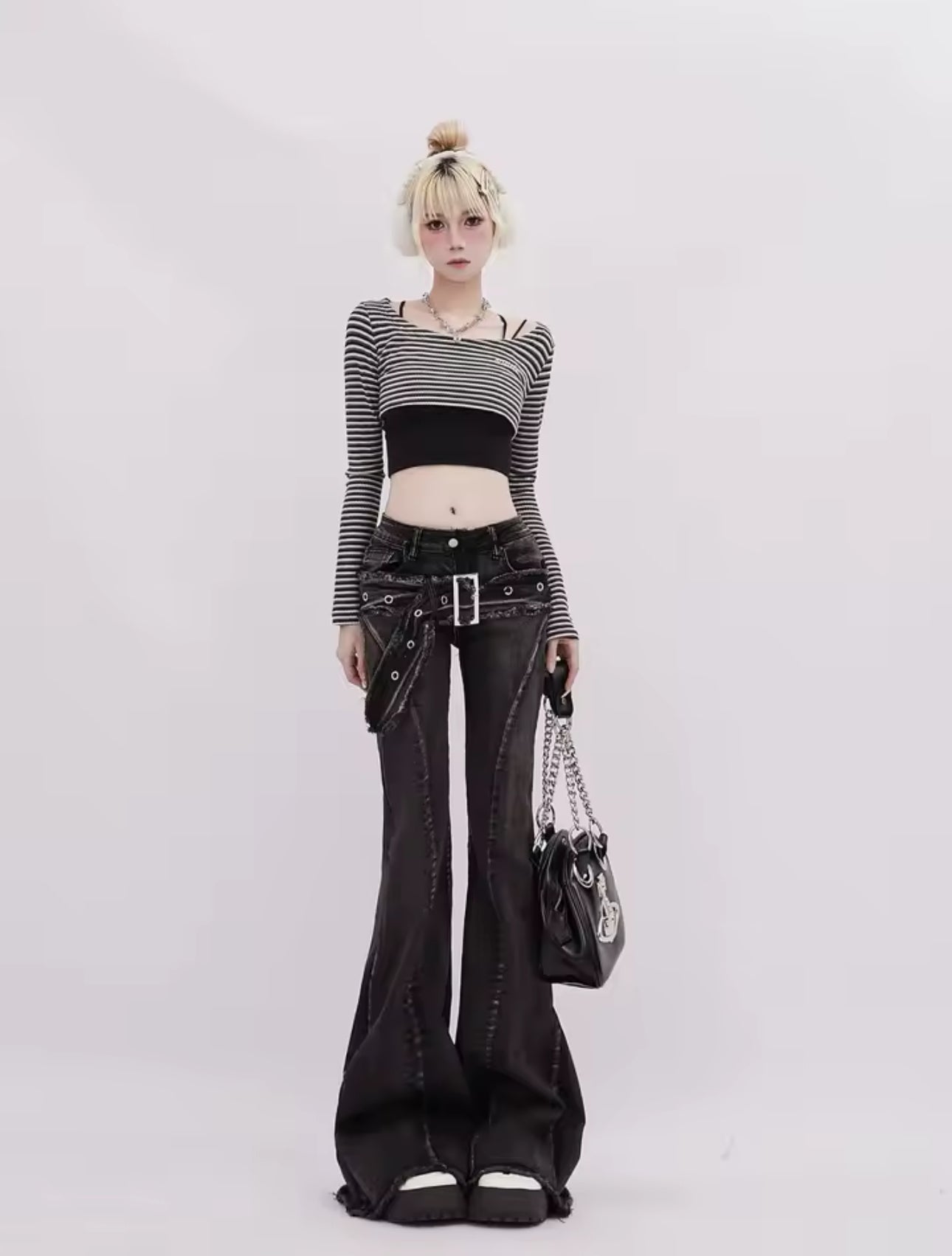 DOUBLE BELTED LOW RISE JEANS
