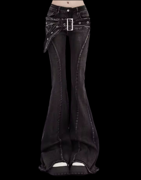 DOUBLE BELTED LOW RISE JEANS